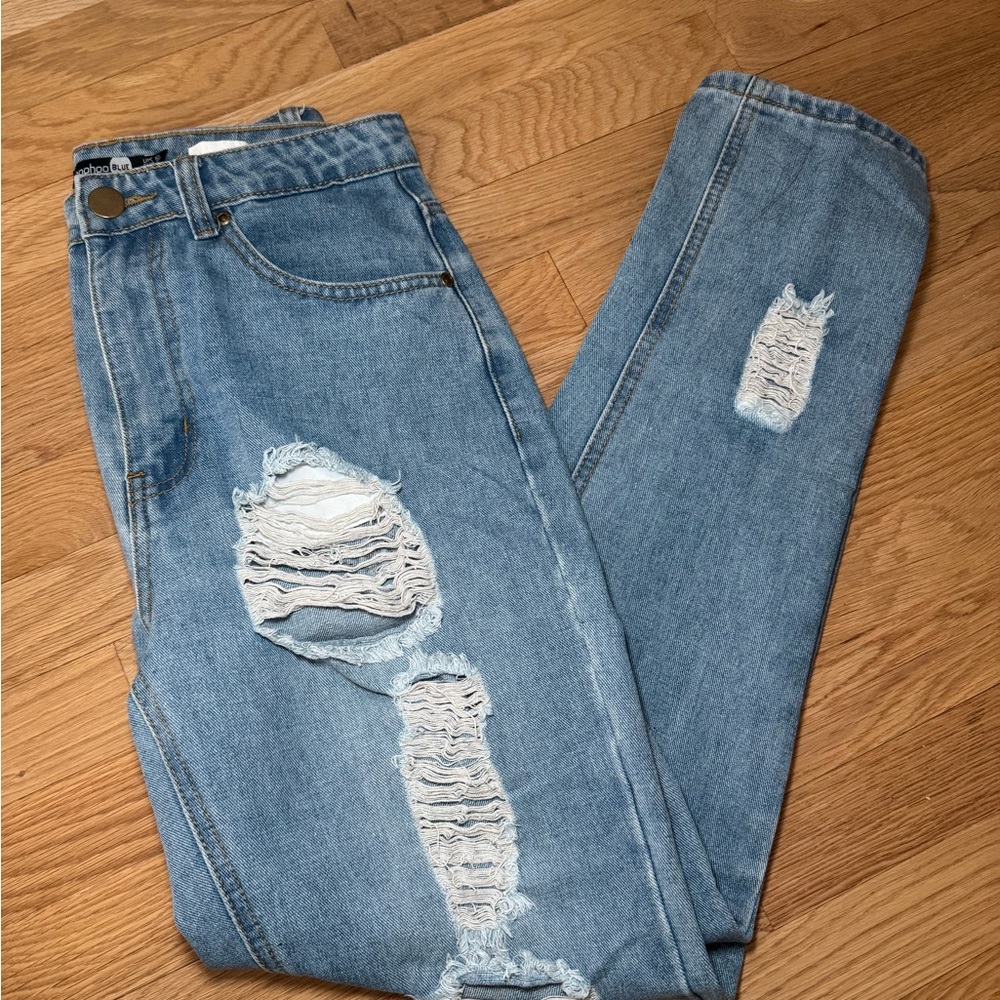 Boohoo Light Blue Distressed Straight Leg Jeans